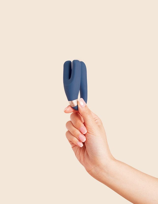 Deia Wearable Remotely Operated Dual-Pleasure Stimulator for Enhanced Intimacy