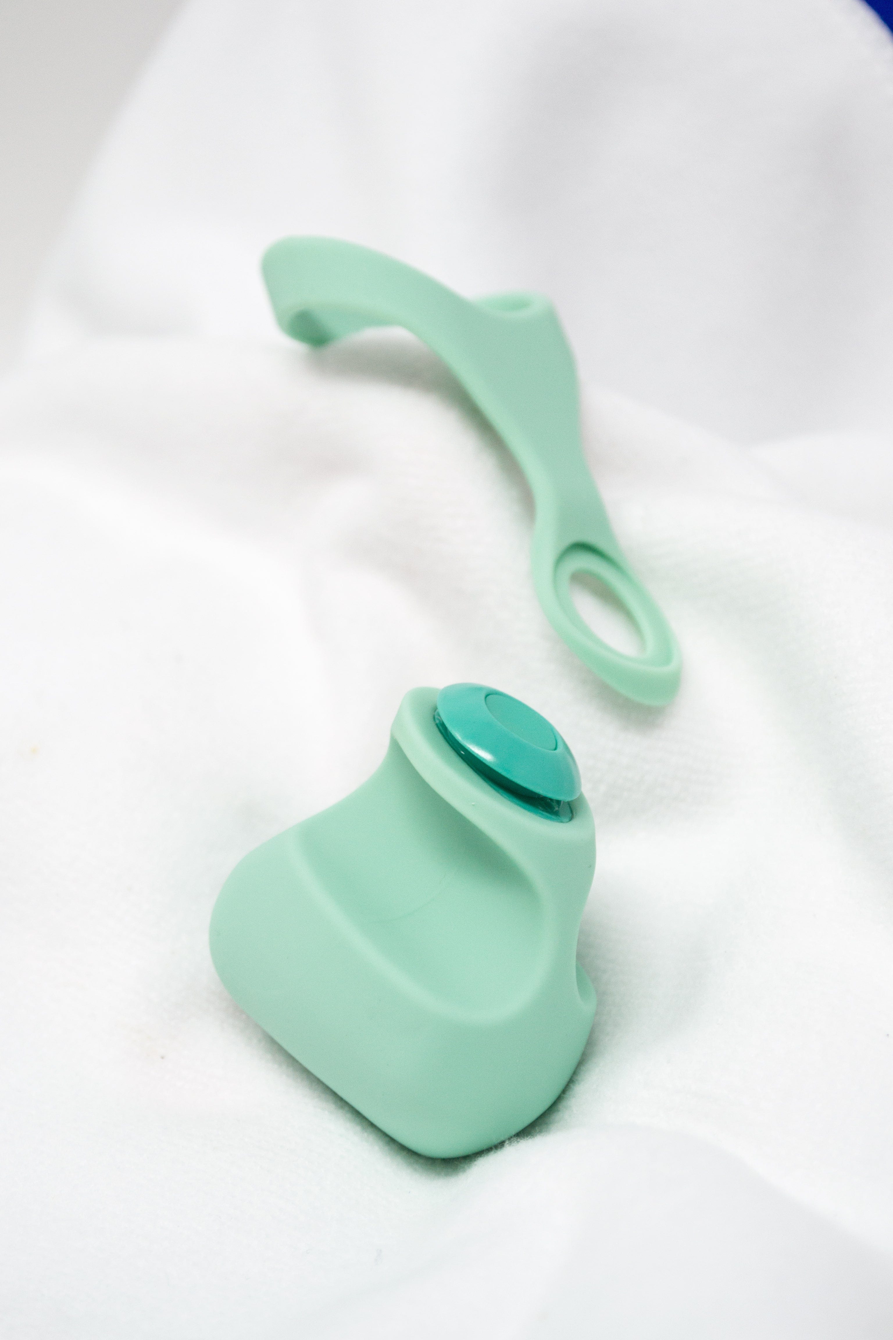 Dame Fin Discreet and Versatile Finger Vibrator for Personal Pleasure