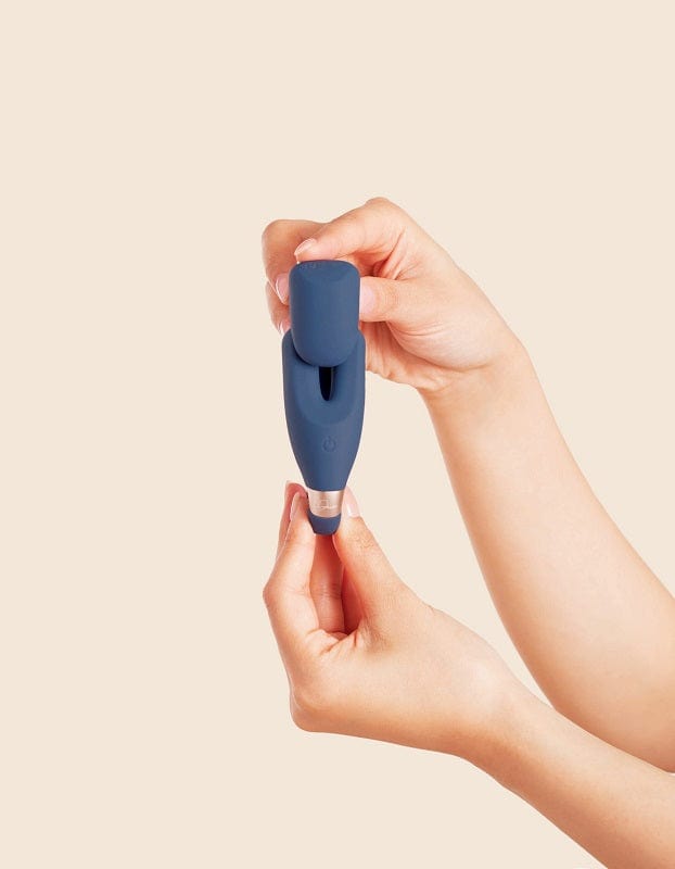 Deia Wearable Remotely Operated Dual-Pleasure Stimulator for Enhanced Intimacy