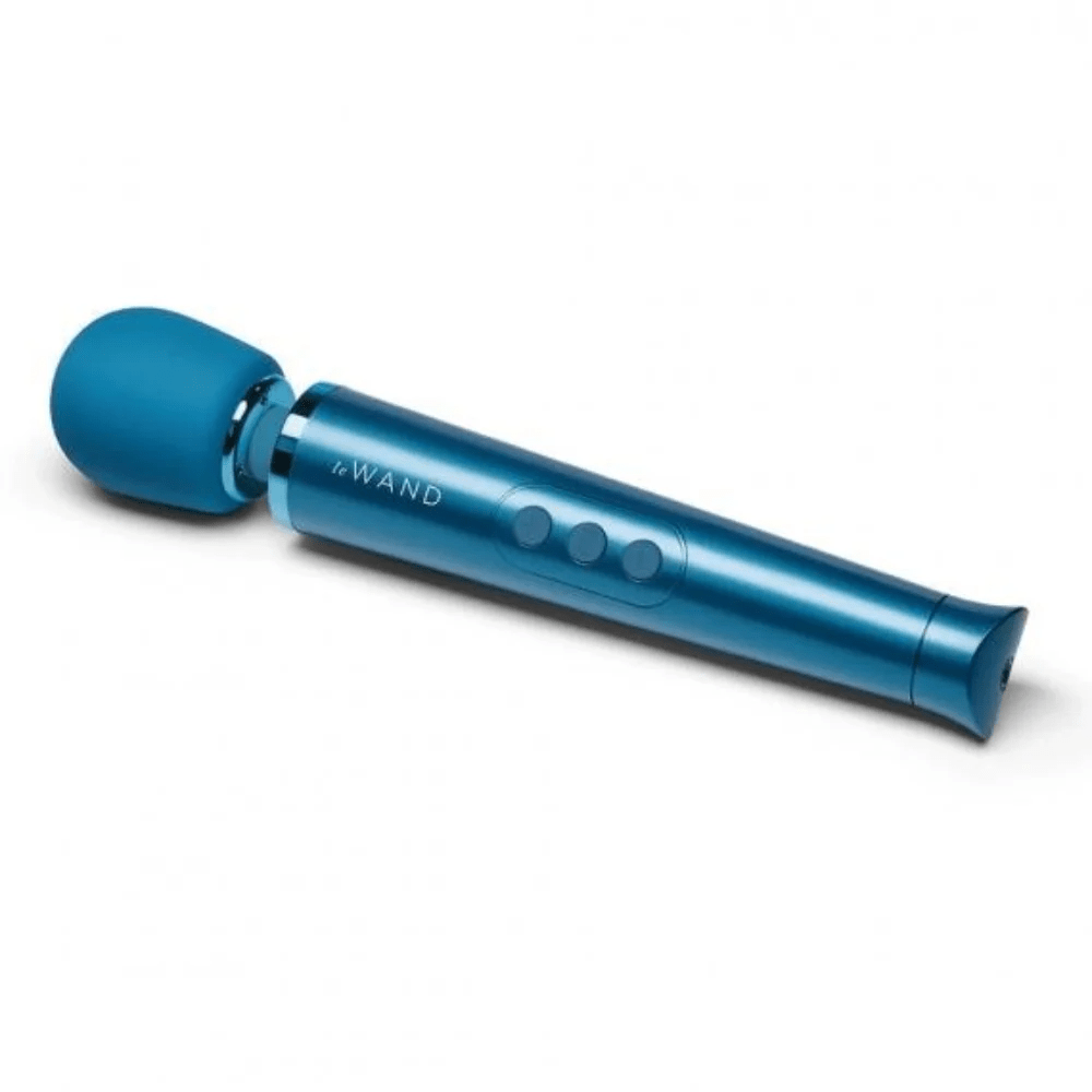 Le Wand Petite: Compact, Rechargeable Massager with Multiple Vibration Modes