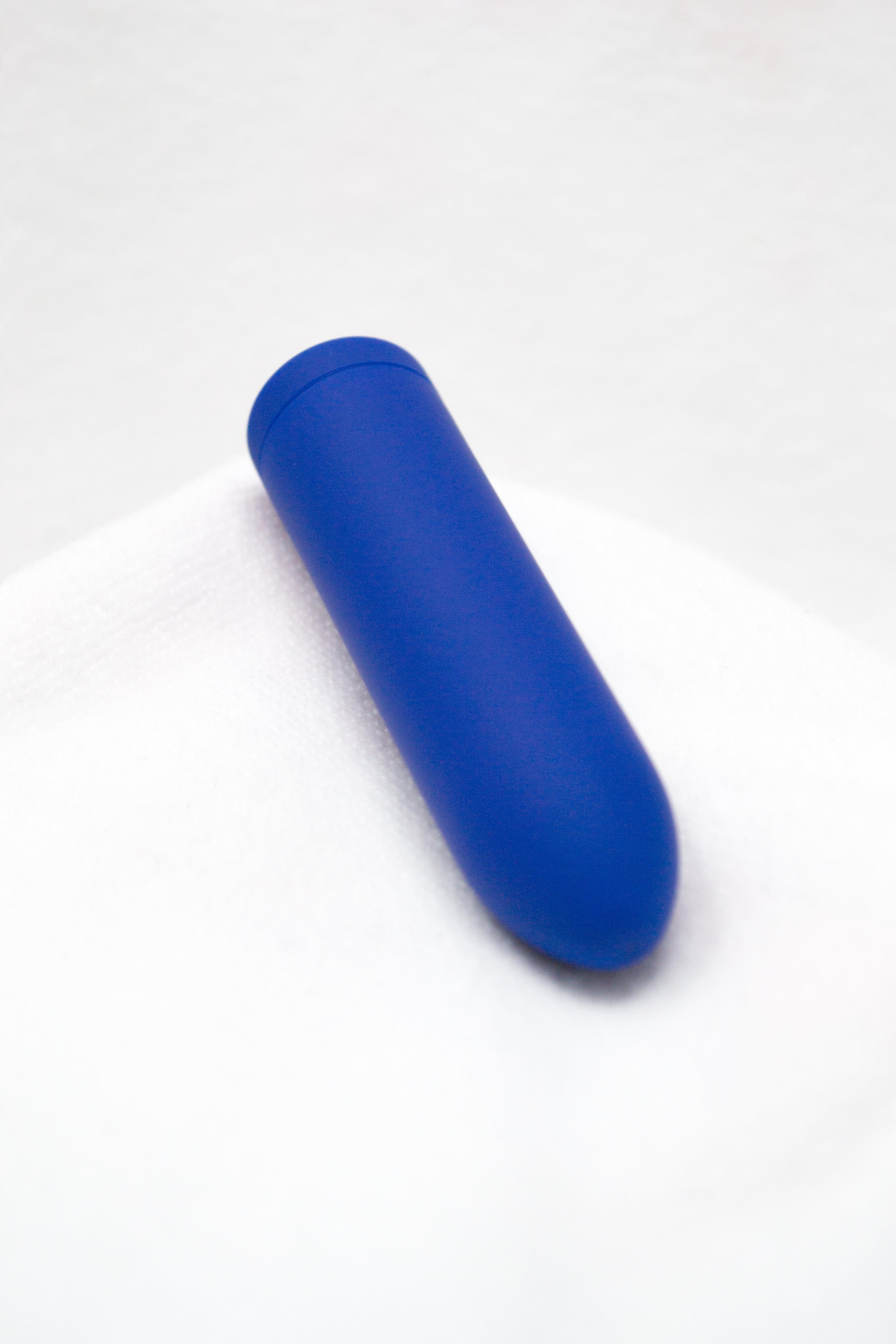 Dame Zee Rechargeable Bullet Vibrator with 3 Speeds and Water-Resistant Design