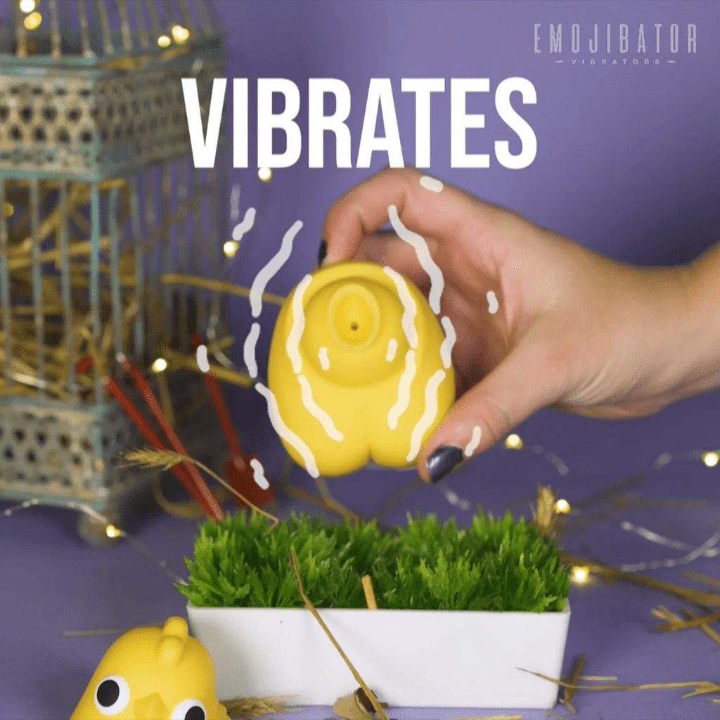 Adorable Emojibator Chickie - A Clitoral Vibrator for Exquisite Pleasure