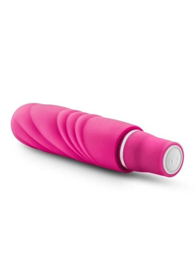 Luxe Blush Pink Nimbus Mini Vibrator for Intimate Pleasure