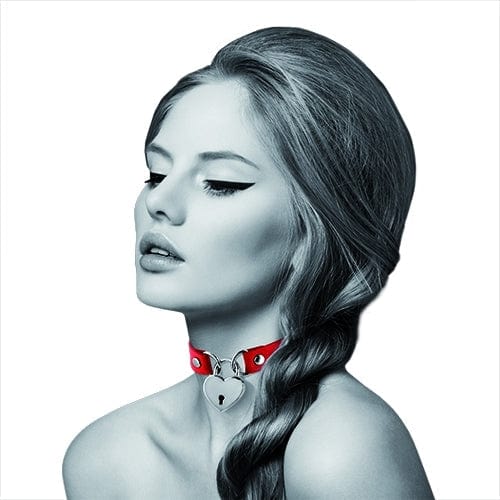 Bijoux Pour Toi Red Heart Padlock Style Choker Necklace for Women
